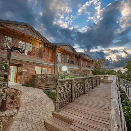Tembo Guest Lodge Хейзивью Экстерьер фото